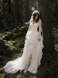 Load image into Gallery viewer, Ivory Bridal Gown with Flowing Train, Elegant Wedding Dress for Formal Ceremony