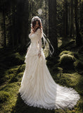 Load image into Gallery viewer, Ivory Bridal Gown with Flowing Train, Elegant Wedding Dress for Formal Ceremony
