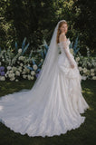 Load image into Gallery viewer, White Bridal Gown with Flowing Train, Elegant Wedding Dress for Formal Ceremony