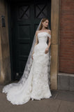 Load image into Gallery viewer, Ivory Formal Bridal Dress with Elegant Train, Romantic Wedding Gown