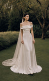Load image into Gallery viewer, Ivory Bridal Gown with Flowing Train, Elegant Wedding Dress for Formal Ceremony