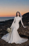 Load image into Gallery viewer, Ivory Bridal Gown with Flowing Train, Elegant Wedding Dress for Formal Ceremony