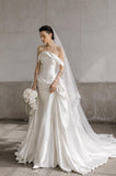 Load image into Gallery viewer, Ivory Formal Bridal Dress with Elegant Train, Romantic Wedding Gown