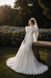 Load image into Gallery viewer, Ivory Formal Bridal Dress with Elegant Train, Romantic Wedding Gown