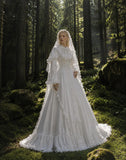 Load image into Gallery viewer, Ivory Bridal Gown with Flowing Train, Elegant Wedding Dress for Formal Ceremony