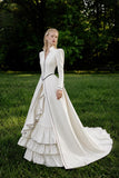 Load image into Gallery viewer, Ivory Refined Bridal Gown with Full-Length Silhouette, Wedding Dress for Bridal Portraits
