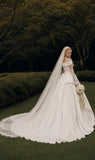 Load image into Gallery viewer, Ivory Classic Bridal Gown with Formal Bridal Look, Wedding Dress for Bridal Portraits