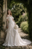 Load image into Gallery viewer, Ivory Romantic Bridal Gown with Flowing Train, Wedding Dress for Wedding Reception