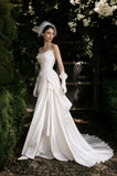 Load image into Gallery viewer, Ivory Elegant Bridal Gown with Full-Length Silhouette, Wedding Dress for Wedding Reception