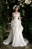 Load image into Gallery viewer, Ivory Elegant Bridal Gown with Full-Length Silhouette, Wedding Dress for Wedding Reception