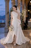 Load image into Gallery viewer, Ivory Elegant Bridal Gown with Formal Bridal Look, Wedding Dress for Elegant Celebration