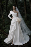 Load image into Gallery viewer, Ivory Classic Bridal Gown with Statement Skirt, Wedding Dress for Elegant Celebration