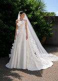 Load image into Gallery viewer, Ivory Graceful Bridal Gown with Statement Skirt, Wedding Dress for Elegant Celebration