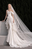 Load image into Gallery viewer, Ivory Romantic Bridal Gown with Ceremony Style, Wedding Dress for Elegant Celebration