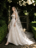 Load image into Gallery viewer, Ivory Graceful Bridal Gown with Full-Length Silhouette, Wedding Dress for Formal Ceremony