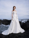 Load image into Gallery viewer, Ivory Graceful Bridal Gown with Formal Bridal Look, Wedding Dress for Formal Ceremony