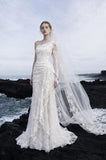 Load image into Gallery viewer, Ivory Elegant Bridal Gown with Flowing Train, Wedding Dress for Garden Wedding
