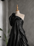 Load image into Gallery viewer, Jacqueline Long Sleeve Wedding Dress, Modest Bridal Gown with Elegant Train image 1