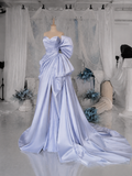 Load image into Gallery viewer, Jessamine Long Sleeve Wedding Dress, Modest Bridal Gown with Elegant Train image 4