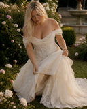 Load image into Gallery viewer, Katerina Boho Wedding Dress, Ethereal Bridal Gown for Outdoor Ceremony image 4