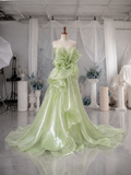 Load image into Gallery viewer, Kira Boho Wedding Dress, Ethereal Bridal Gown for Outdoor Ceremony image 3