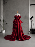 Load image into Gallery viewer, Magnolia Minimalist Satin Wedding Dress, Sleek Sheath Bridal Gown with Train image 3