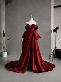 Load image into Gallery viewer, Magnolia Minimalist Satin Wedding Dress, Sleek Sheath Bridal Gown with Train image 7