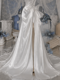 Load image into Gallery viewer, Oriana Off Shoulder Wedding Dress, Modern Corset Bridal Gown with Sculpted Fit image 2