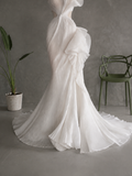 Load image into Gallery viewer, Ulyana Romantic Lace Wedding Dress, Elegant A-Line Bridal Gown with Soft Train image 2