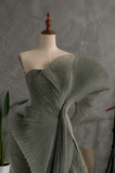 Load image into Gallery viewer, Uma Minimalist Satin Wedding Dress, Sleek Sheath Bridal Gown with Train image 1