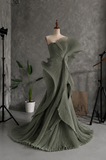 Load image into Gallery viewer, Uma Minimalist Satin Wedding Dress, Sleek Sheath Bridal Gown with Train image 4