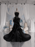 Load image into Gallery viewer, Yasmin Boho Wedding Dress, Ethereal Bridal Gown for Outdoor Ceremony image 3